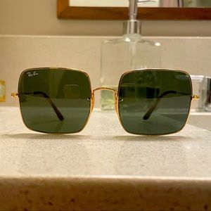 Ray-Ban 1971 never worn